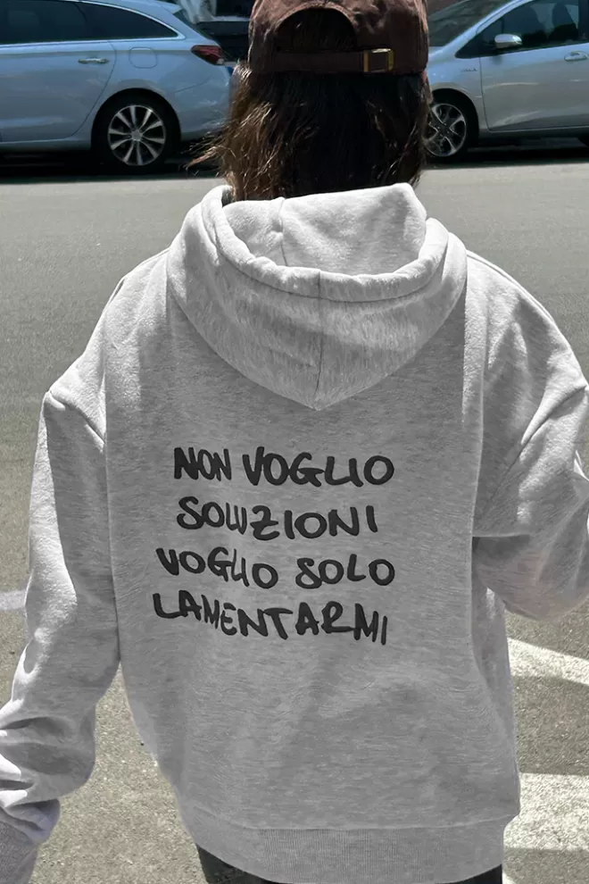 Graphics | Sweat*Subdued Sweat Non voglio soluzioni | Collection 2023 |