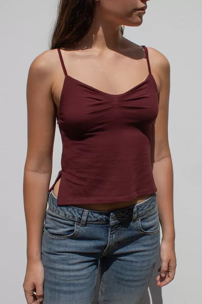 T-Shirts*Subdued Top with splits